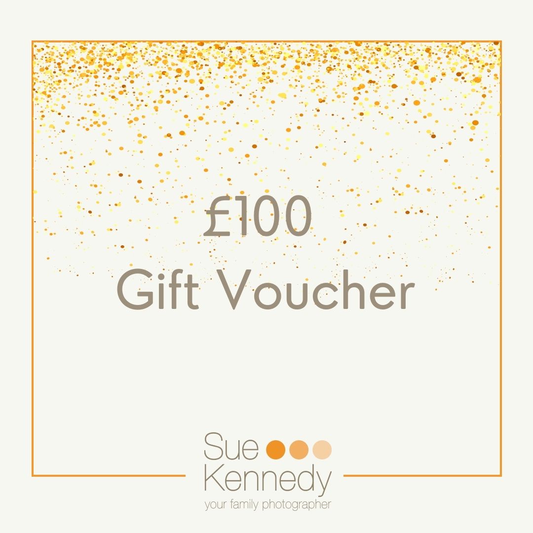 £100 gift voucher graphic